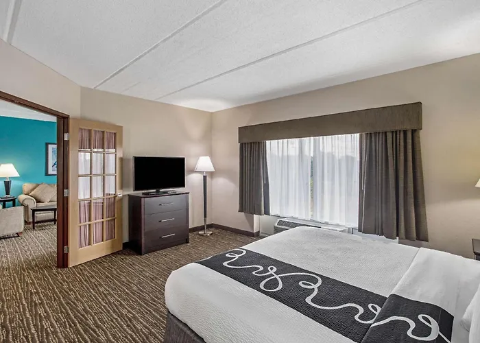 Comfort Inn & Suites Sarasota I75